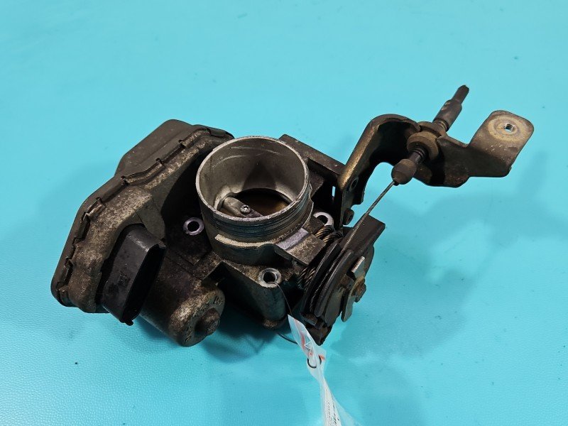 Przepustnica Skoda Felicia 047133061 1.3 mpi Przepustnica Skoda Felicia 047133061 1.3 mpi