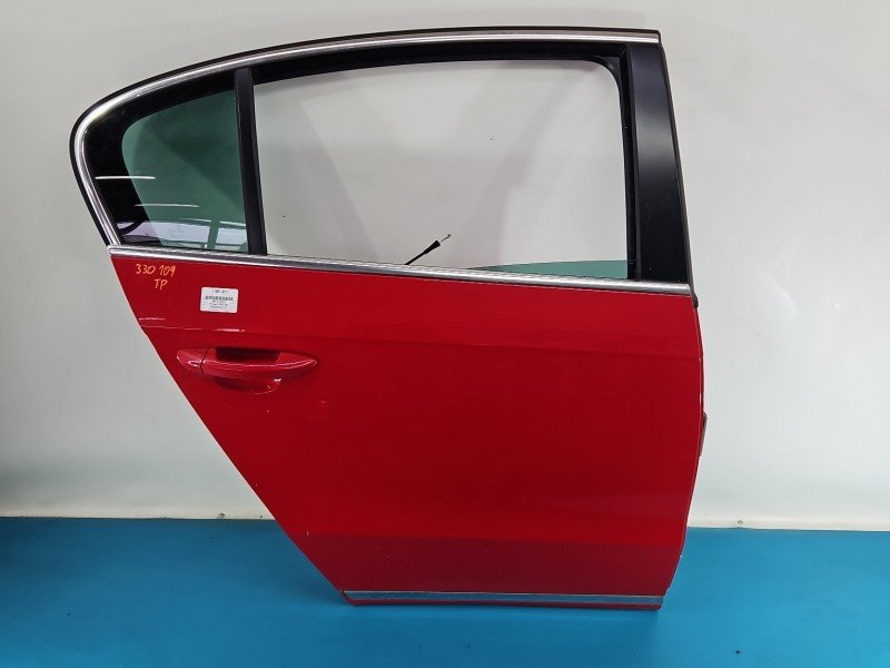 Drzwi tył prawe Vw Passat B7 sedan 4d czerwony ly3d