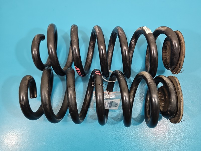 Sprężyny tył komplet Opel Insignia B kombi