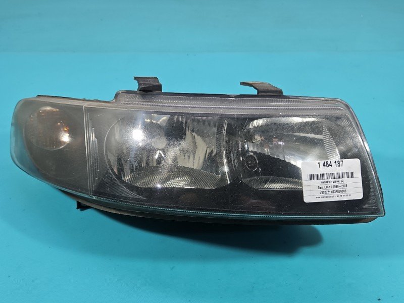 Reflektor prawy lampa przód Seat Leon I Toledo II EUROPA Reflektor prawy lampa przód Seat Leon I Toledo II EUROPA