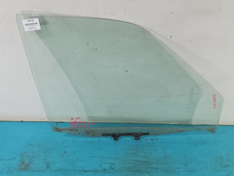 Szyba drzwi przód prawa Ford Maverick I 93-99 HB