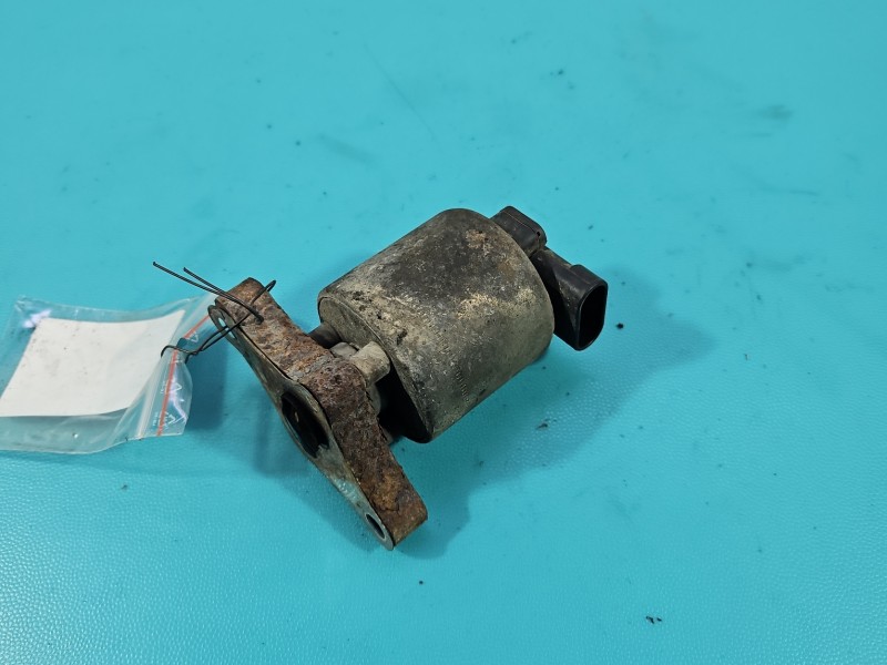 Zawór egr Opel Zafira A 1.8 16v Producent części: OPEL, 5pin