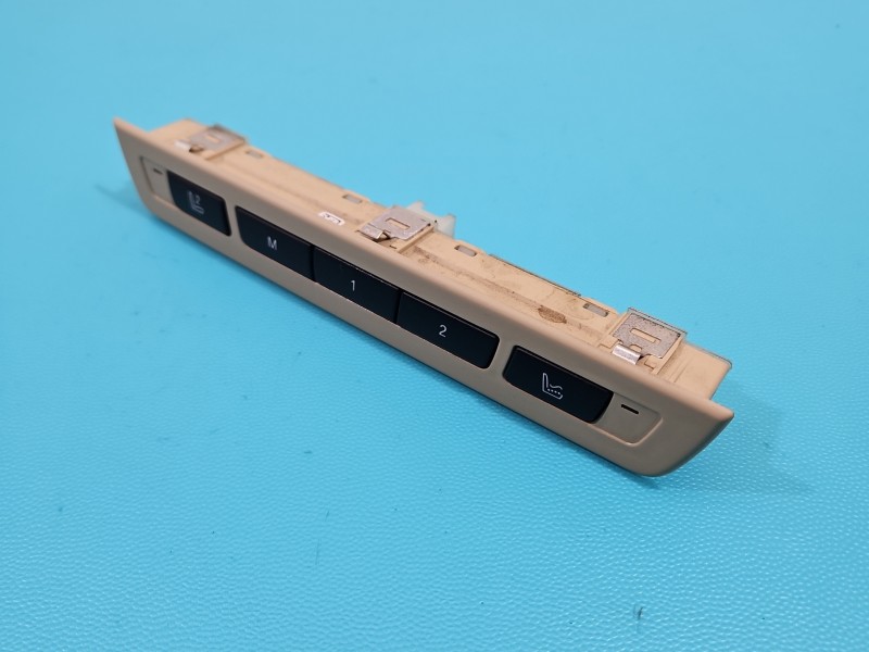 Przełącznik Producent części: BMW, Pamięci fotela. LEWY PRZÓD 3 PIN BMW F01 9163087, 53410008