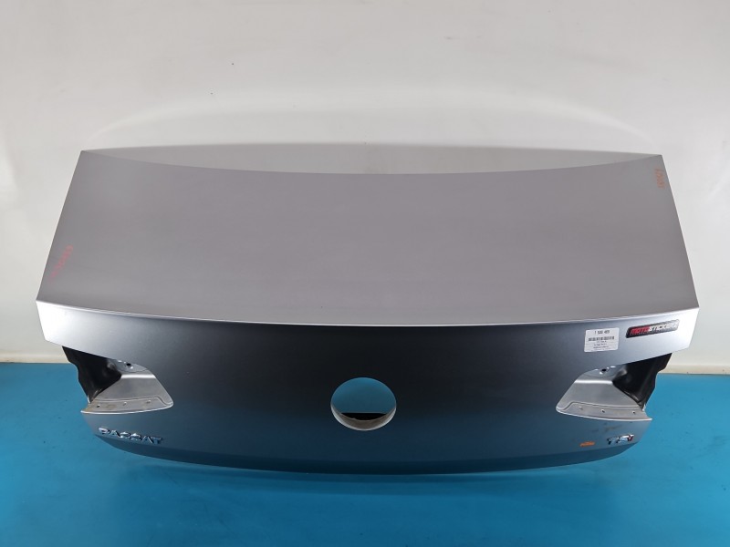 Klapa tył Vw Passat B8 sedan 4d Lb7s