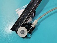 Podnośnik przód lewy Renault Megane II 5d HB