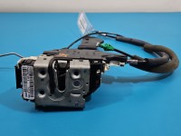 Zamek przód lewy P04589913AE Fiat Freemont EUROPA Producent części: FIAT, 4pin