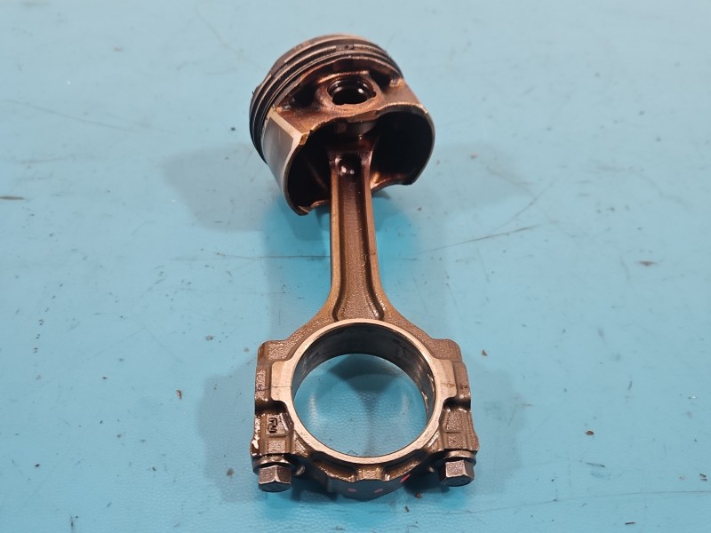 Tłok Opel Astra V K 1.4 T 125KM