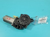 Podnośnik przód lewy Ford Fiesta Mk6 0130821938 5d HB