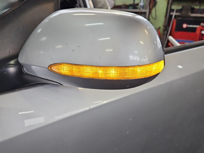 Lusterko lewe Honda Civic VII elektryczny, Europejska, Rysy na obudowie, 7 pin / TYLKO 3D europa