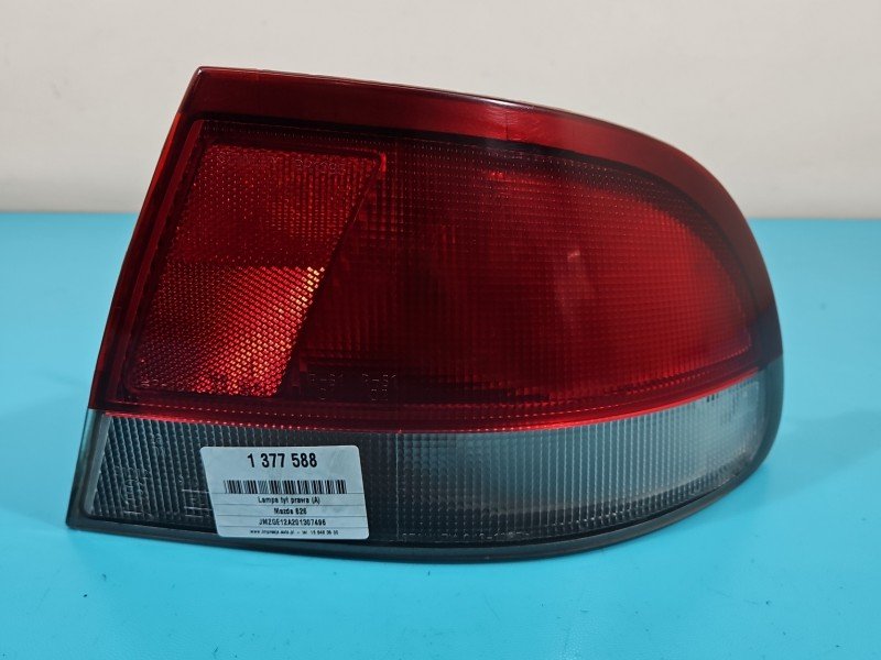 Lampa tył prawa Mazda 626 sedan