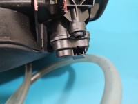 Klapka wlewu paliwa Vw Tiguan II 16- biały, Volkswagen, Europejska, Kod lakieru: LC9A, uszkodzone jedno mocowanie / biały...