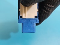 Przełącznik grzania foteli prawy Toyota Corolla E16 E18 13- 191690