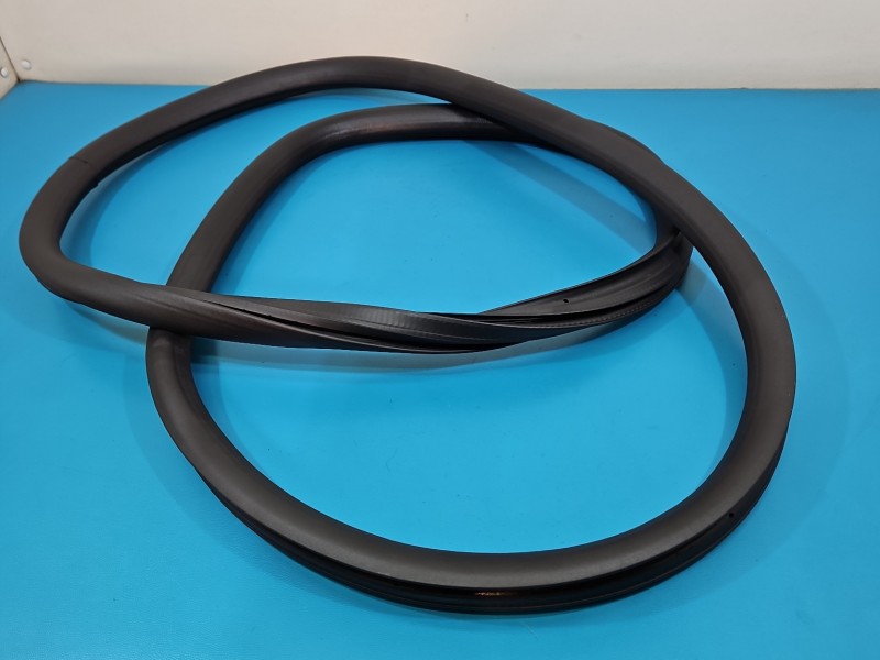 Uszczelka drzwi przód prawa Peugeot 508 II 18-