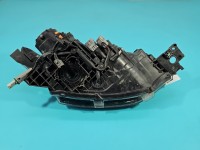 Reflektor lewy lampa przód Mitsubishi Outlander III 12-22 EUROPA 8301C2-03