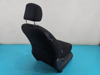 Fotel prawy przód pasażera Toyota Yaris II 3d EUROPA