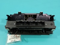 Konsola panel nawiewu Audi A3 8P 8P0820043M
