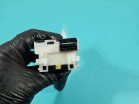 Przełącznik kierunkowskazów świateł Nissan Note E11