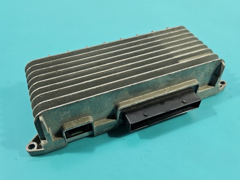 Wzmacniacz Audi A6 C6