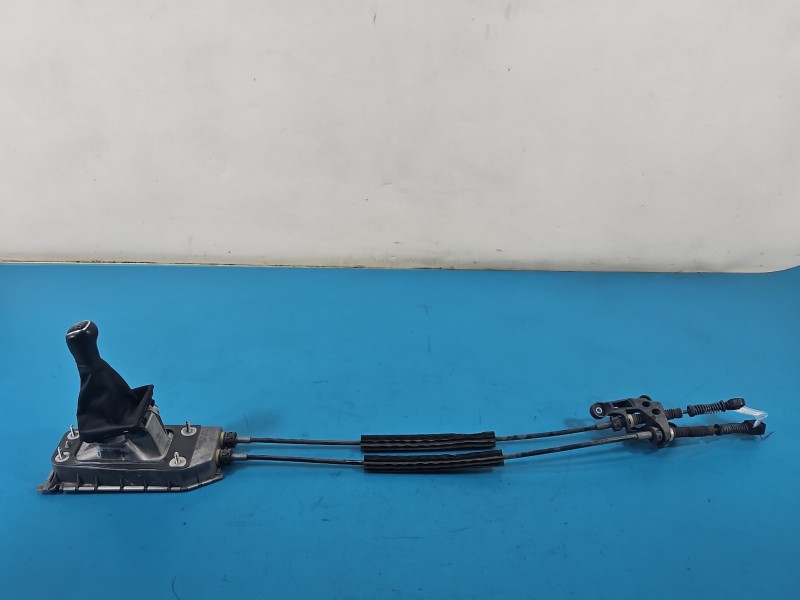 DŹWIGNIA LEWAREK WYBIERAK LINKI Skoda Fabia III 1.0 TSI