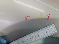 Błotnik przód prawy Suzuki Grand Vitara II beżowy ZDKC12