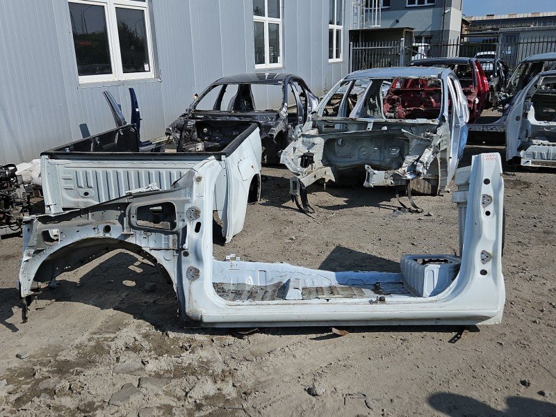 Podłużnica lewa fartuch ćwiartka Isuzu D-Max II 11-19 Podłużnica lewa fartuch ćwiartka Isuzu D-Max II 11-19