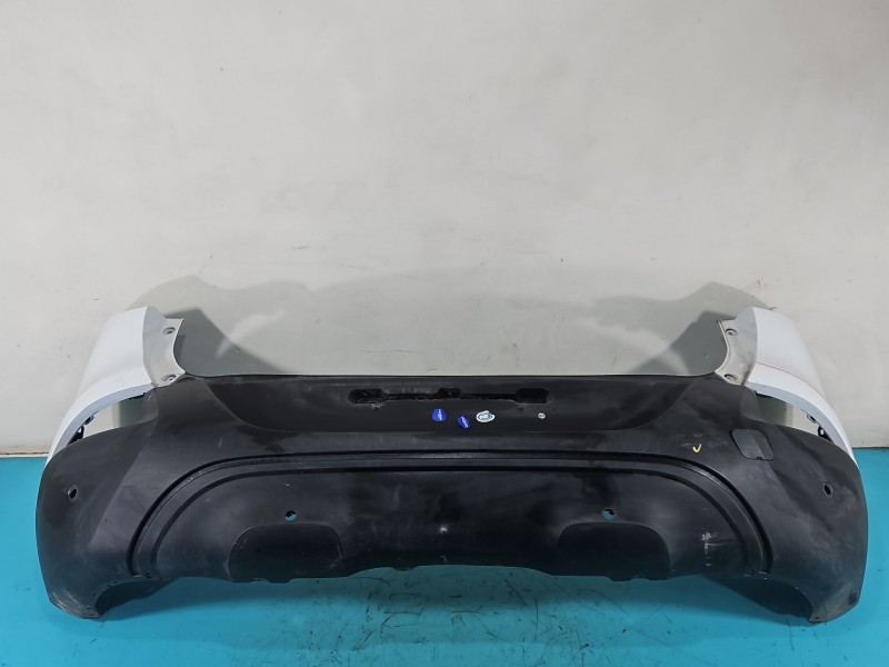 Zderzak tył Renault Kadjar biały DV369 HB