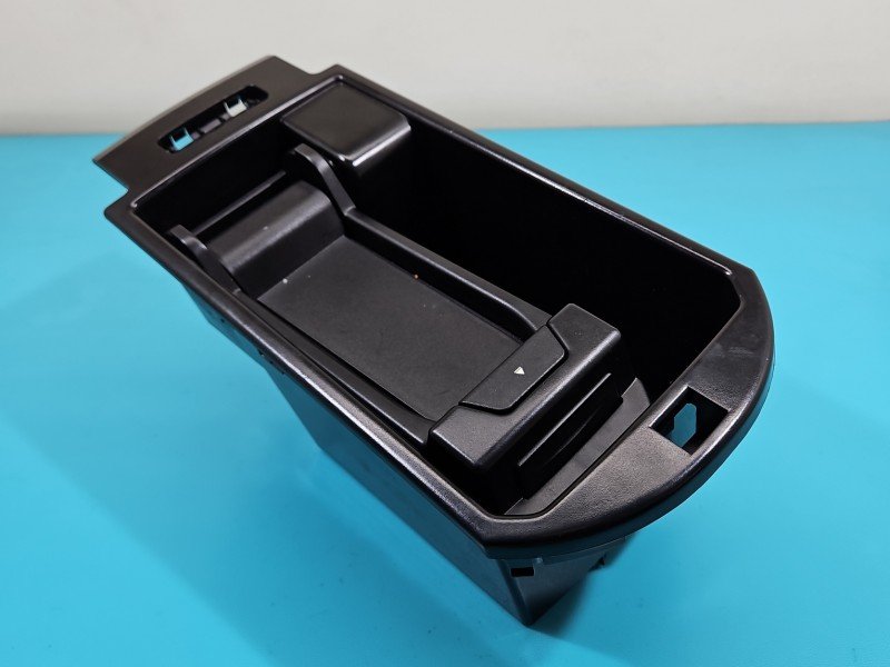 Schowek pasażera BMW X3 F25 EUROPA Schowek pasażera BMW X3 F25 EUROPA