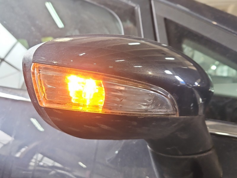 Lusterko prawe Ford Fiesta Mk7 EUROPA /Lakier: JA8 / 6pin / Rysy europa