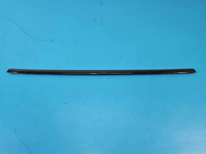 Listwa drzwi tył prawa Tesla Model 3 2017- sedan