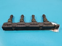 Cewka zapłonowa Opel Corsa C 1.2 16V Uszkodzona osłona gumowa oraz uszczerbana obudowa 6 PIN 0221503015