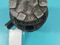 Pompka obiegu wody pompa Maserati Quattroporte VI 13- 3.0 V6 0392024053