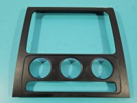 Ramka radia Vw Touran I 1T0858071L