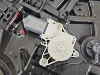 Podnośnik przód prawy SZYBY WINDA Mercedes CLA C118 X118 Mercedes, pęknięty 2 PIN A2478201402, A1187230300, A1779005409 4d sedan