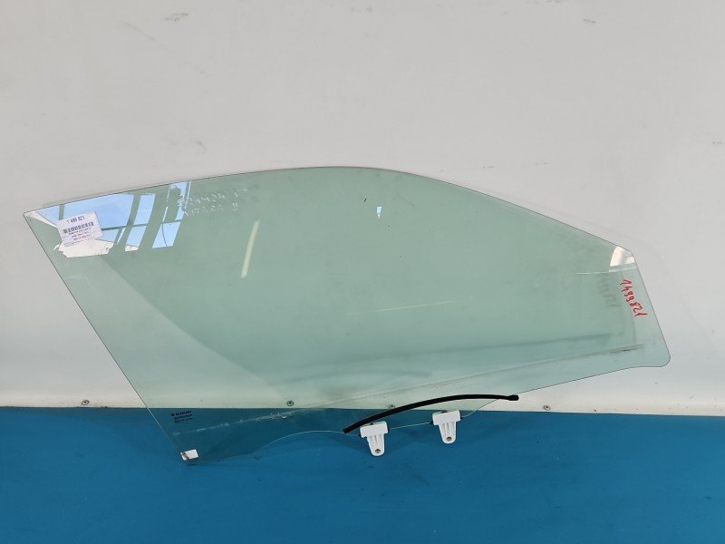 Szyba drzwi przód prawa Suzuki Vitara II 2015- HB
