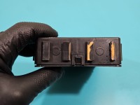 Sterownik moduł komfortu Suzuki Grand Vitara II 36770-64JE1 Suzuki, Uszkodzenie widoczne na zdjęciu