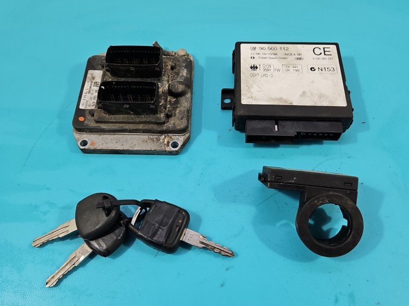 Komputer Sterownik silnika 90560476 Opel Astra II G 1.8 16V Komputer Sterownik silnika 90560476 Opel Astra II G 1.8 16V