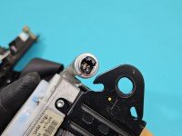 Pas bezpieczeństwa przód lewy kierowcy Toyota Avensis II T25 73220-05051 EU