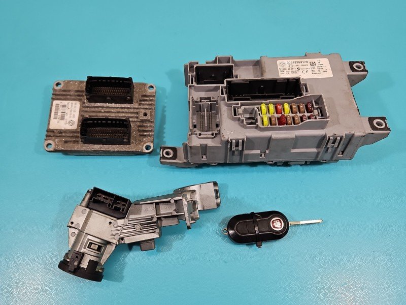 Komputer Sterownik silnika Fiat Grande Punto 1.4 8V wiel