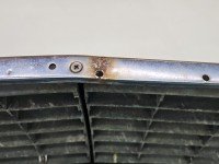 Maska przednia Mercedes 124 czarny