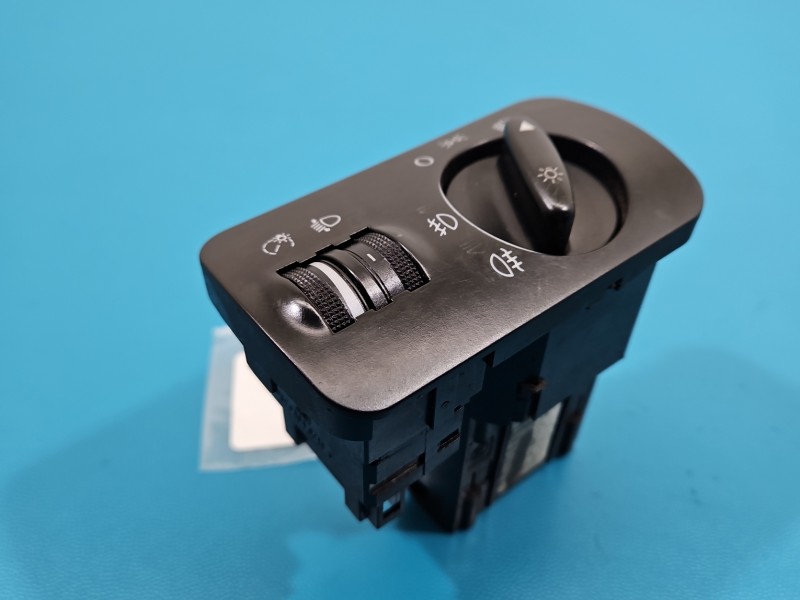 Przełącznik włącznik świateł Audi A3 8L 1M1941531L