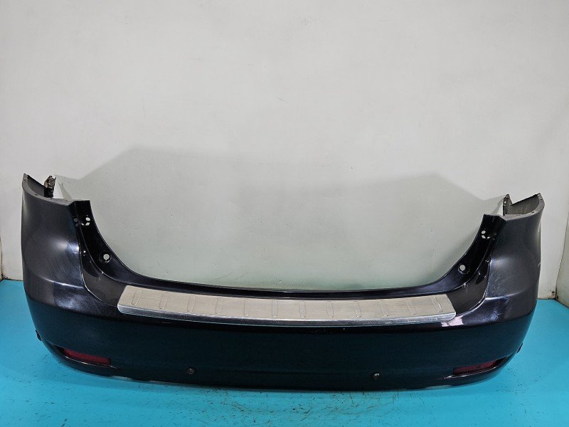 Zderzak tył Toyota Avensis III T27 czarny 209 kombi