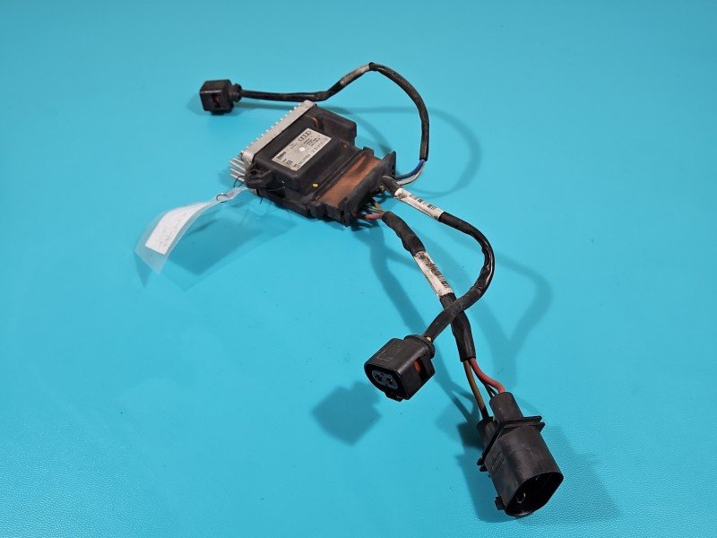 Przekaźnik wentylatorów wentylatora AUDI Q5 08- 8K0959501C, 8K0910501D