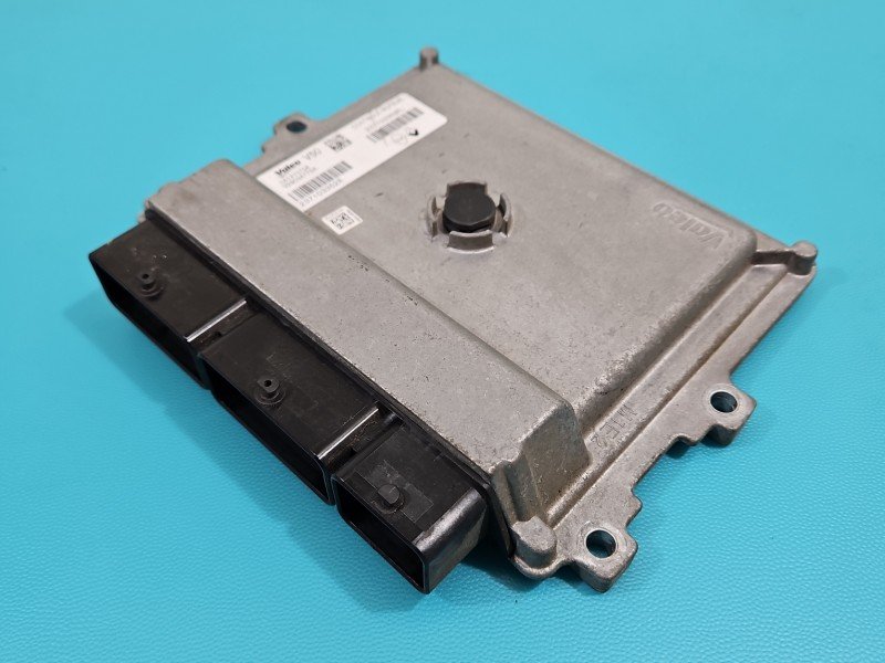 Komputer Sterownik silnika 237103353R, 237103352R Renault Captur I 0.9 Tce Komputer Sterownik silnika 237103353R, 237103352R Renault Captur I 0.9 Tce