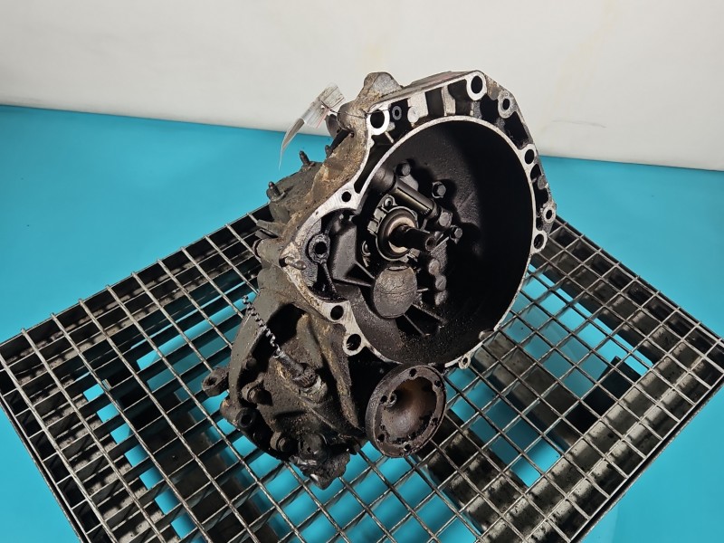 Skrzynia biegów Vw Golf II 1.3 gaź