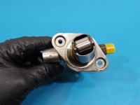 pompka Pompa paliwa Audi A5 8T 1.8 TFSI CABD 06H127025K, 0261520055