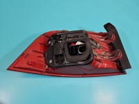 Lampa tył prawa Volkswagen, W BŁOTNIK KOMBI Z LISTWĄ ŻARÓWKOWĄ Vw Passat B7 kombi