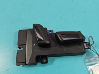 Przełącznik fotela przód prawy Skoda Superb III 3CC959748
