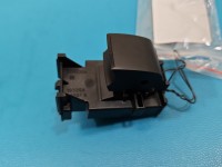 Przełącznik szyb Toyota Yaris IV przód prawy EU 193354