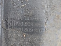 Nadkole przód lewe Skoda Fabia III 6V0809957, 6V0809957D
