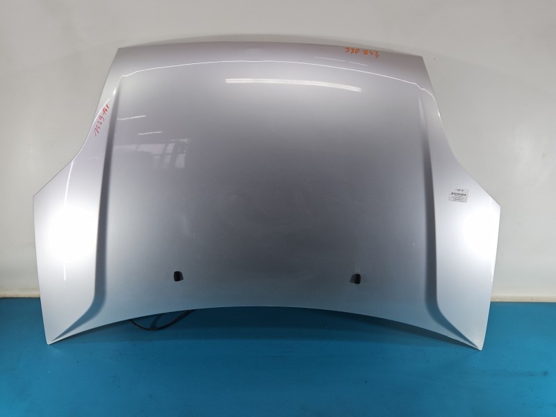 Maska przednia Ford Fiesta Mk6 srebrny